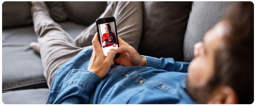 Read more about the article Why Do People in Relationships Cheat? – Scientific American