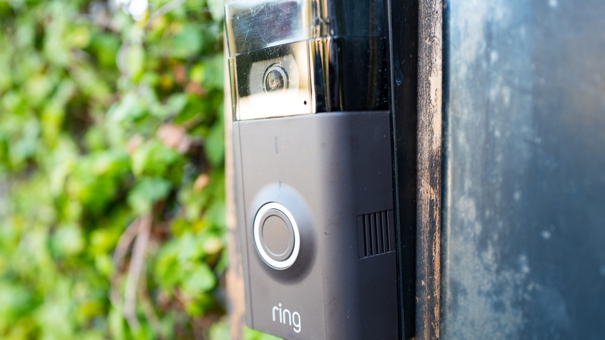 Read more about the article Doorbell Cameras and Surveillance of Overworked Delivery Workers