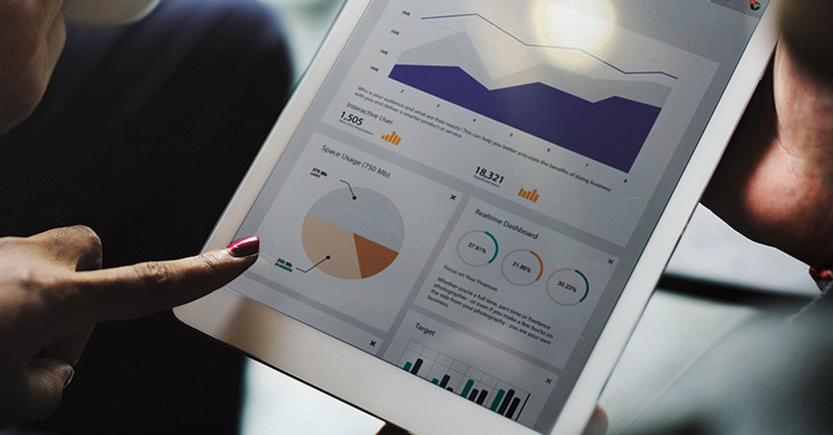 Read more about the article How Can The Right Software Improve Your Business Performance: GPS, CRM, & More