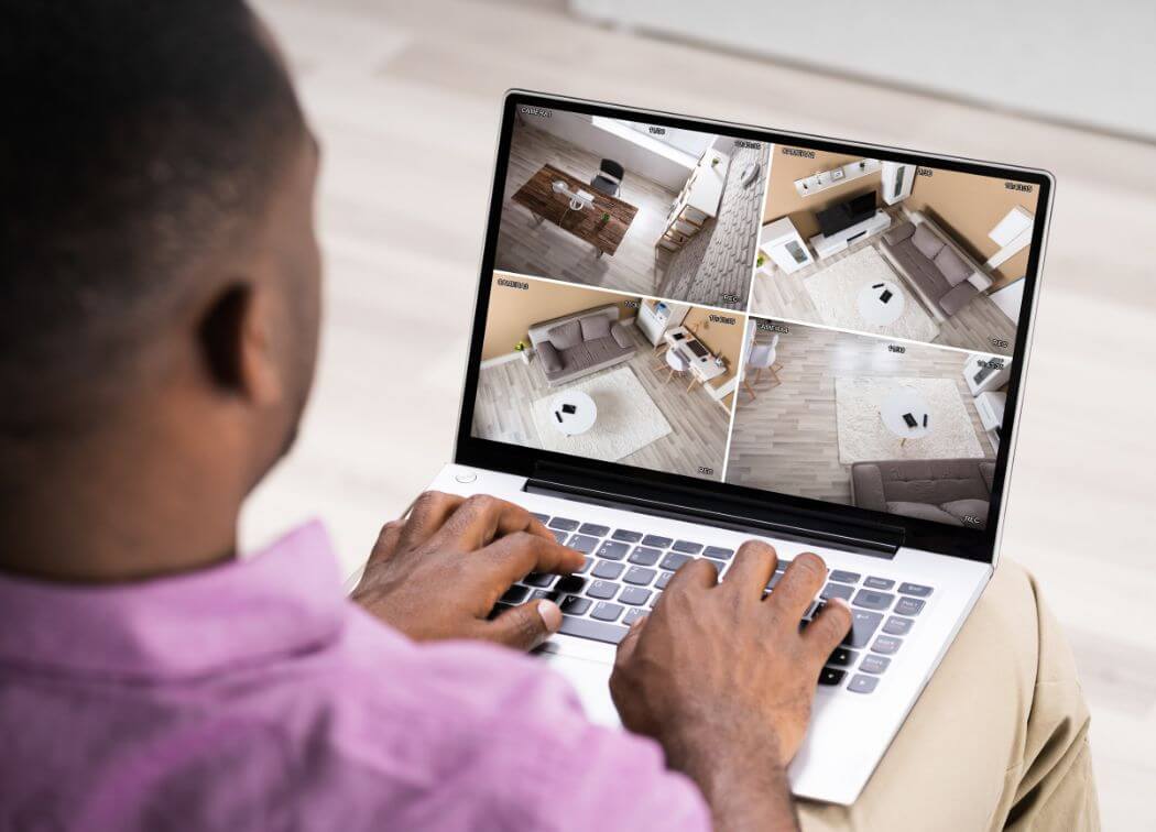 Read more about the article 5 Benefits of a Solar-Powered Security Camera