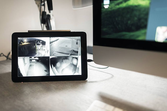 Read more about the article The Advantages of Using Night Vision Spy Cameras